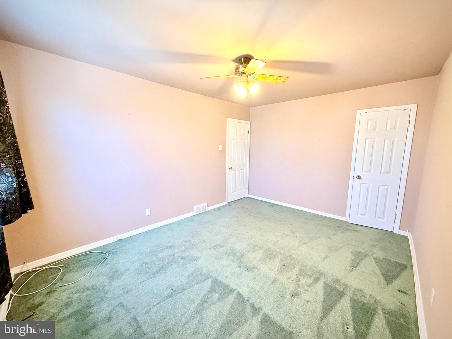 12004 Salina Place photo 24