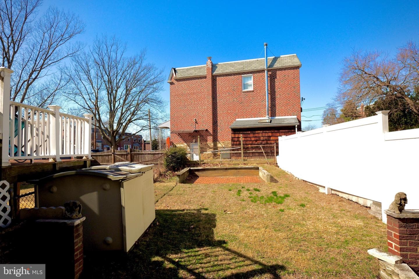 12004 Salina Place photo 34