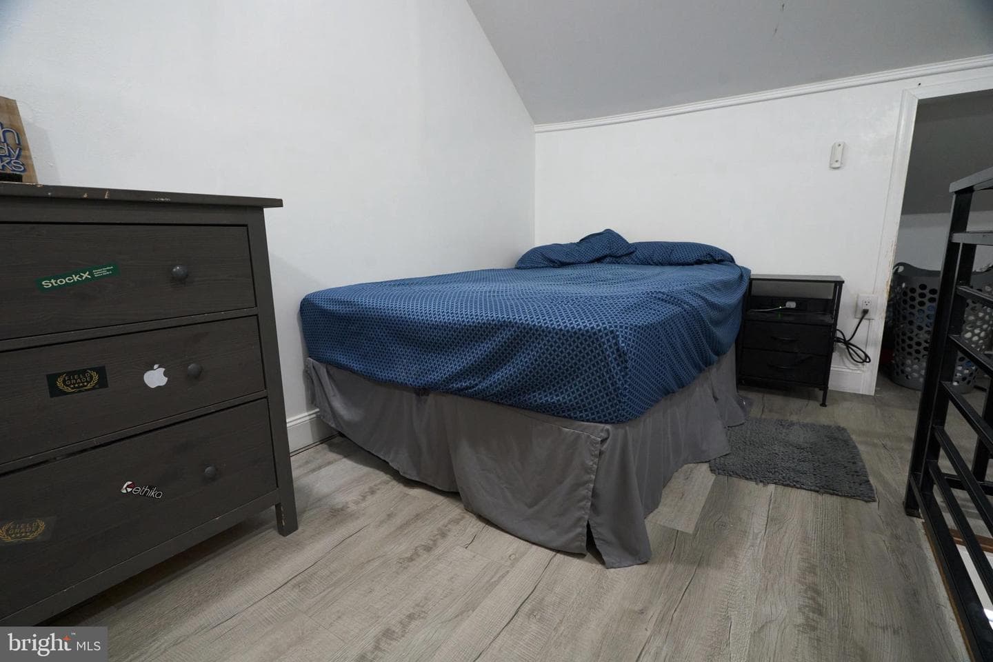 8905 Springview Road photo 26