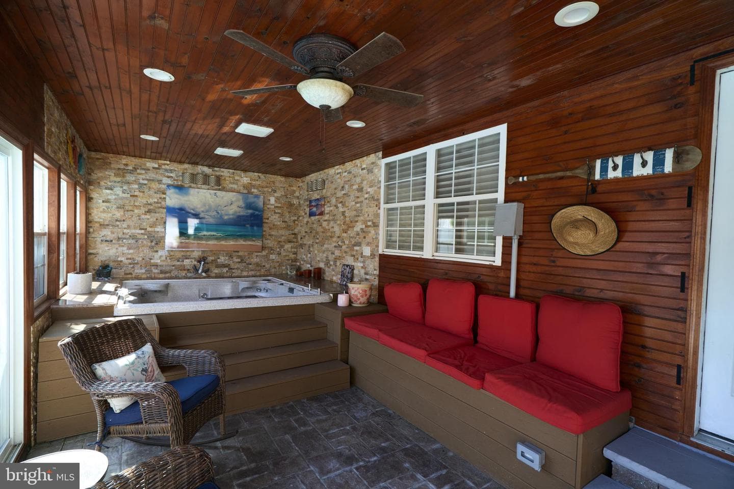 8905 Springview Road photo 29