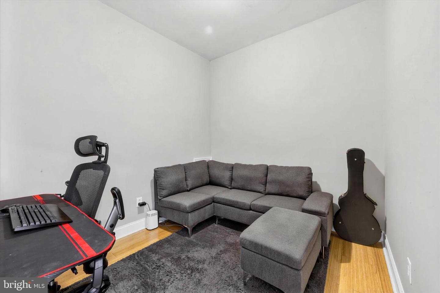 514 Titan Street photo 15