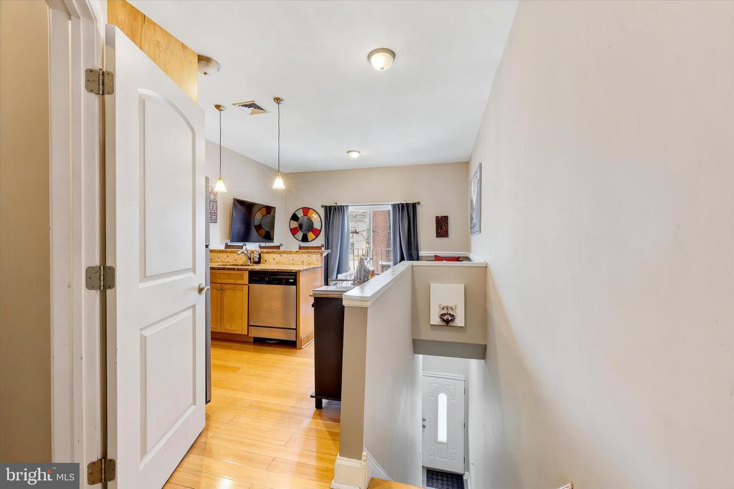 514 Titan Street photo 7