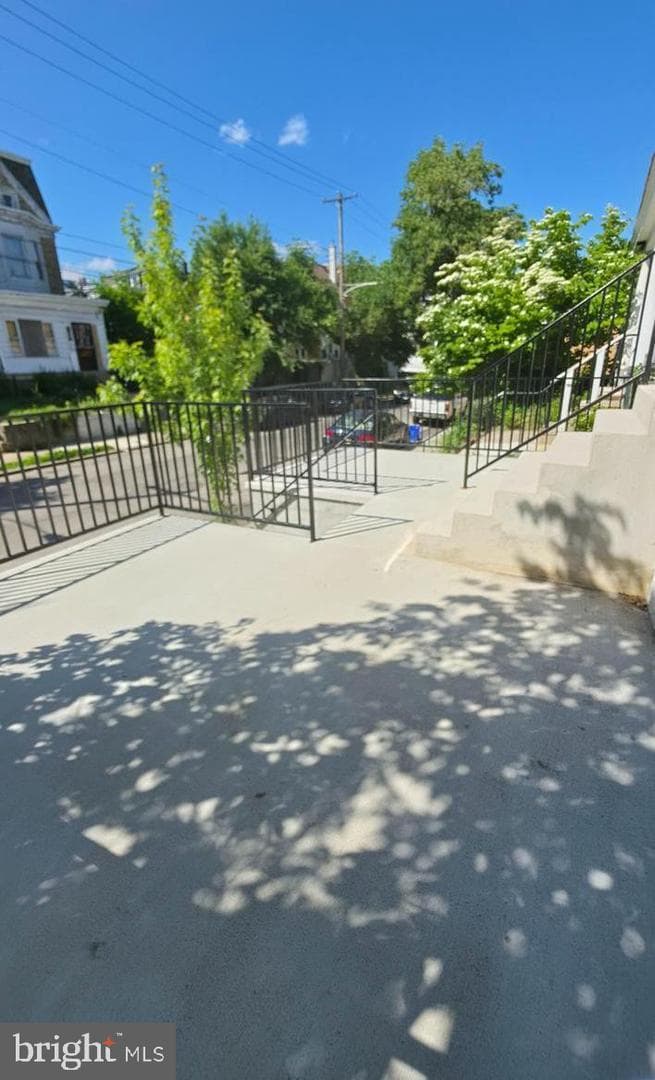 56 E Tulpehocken Street photo 29