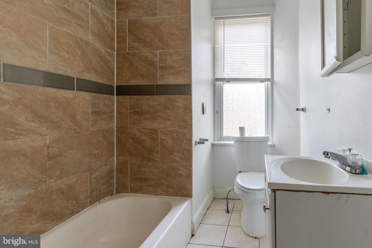 45 E Clapier Street photo 12