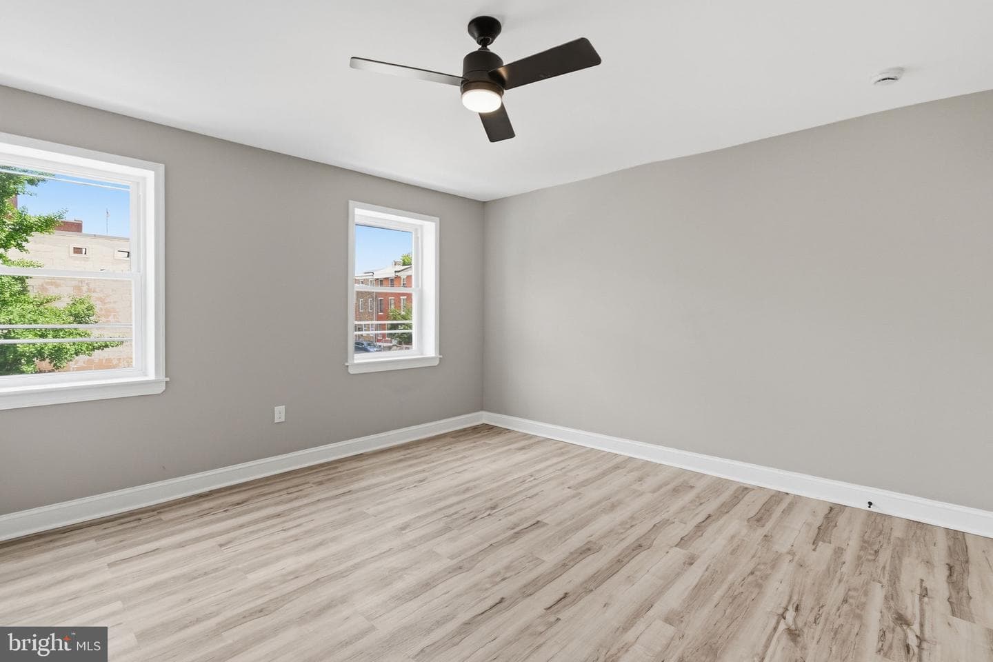 1150 S 6th Street photo 25