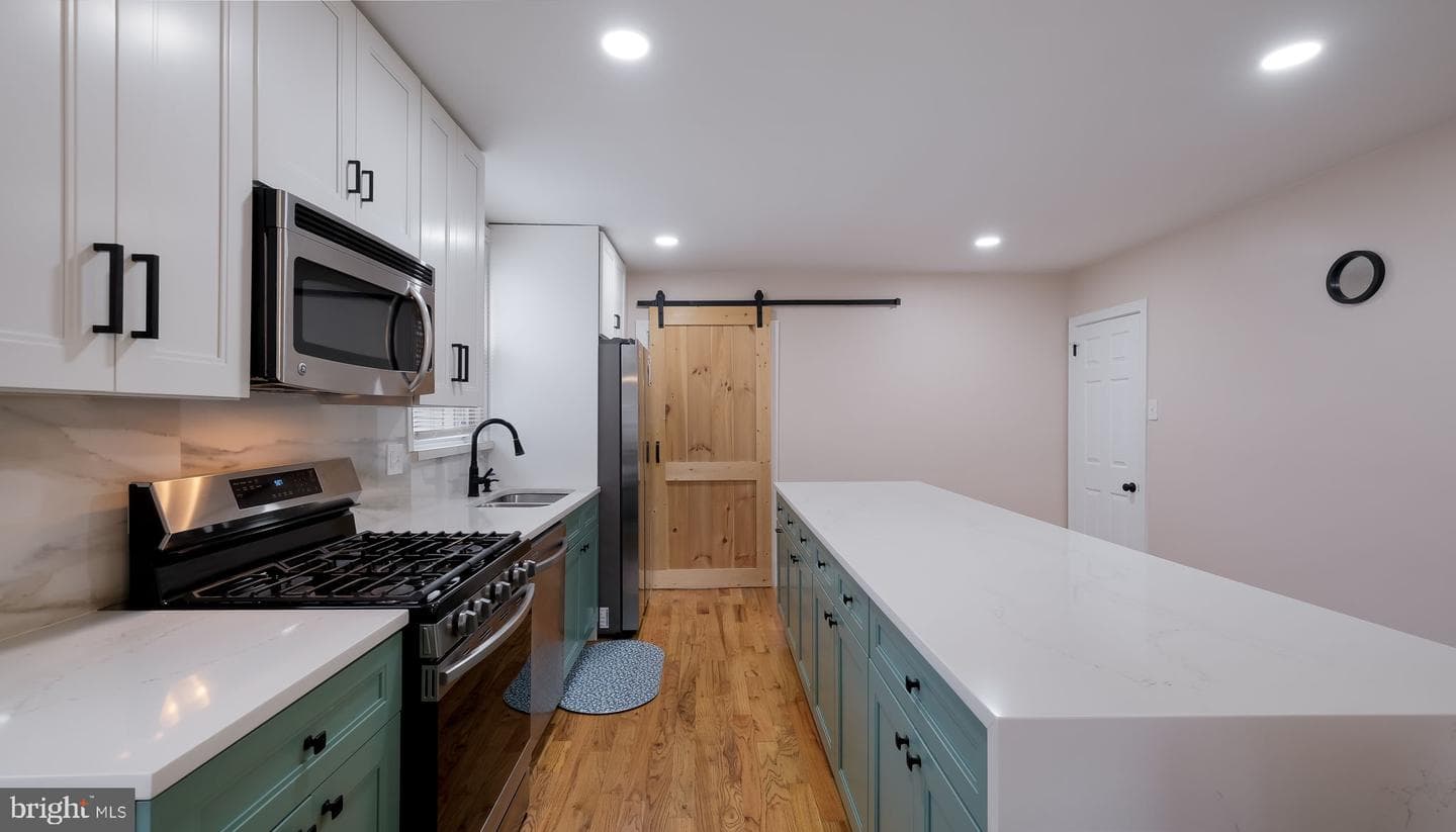 4020 Benson Street photo 22