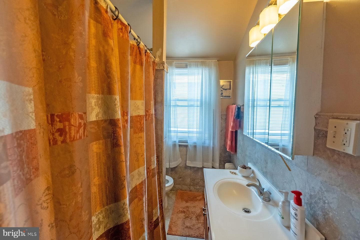 1018 N 64th Street photo 22