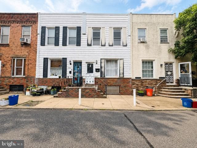 2536 S Fairhill Street, Philadelphia