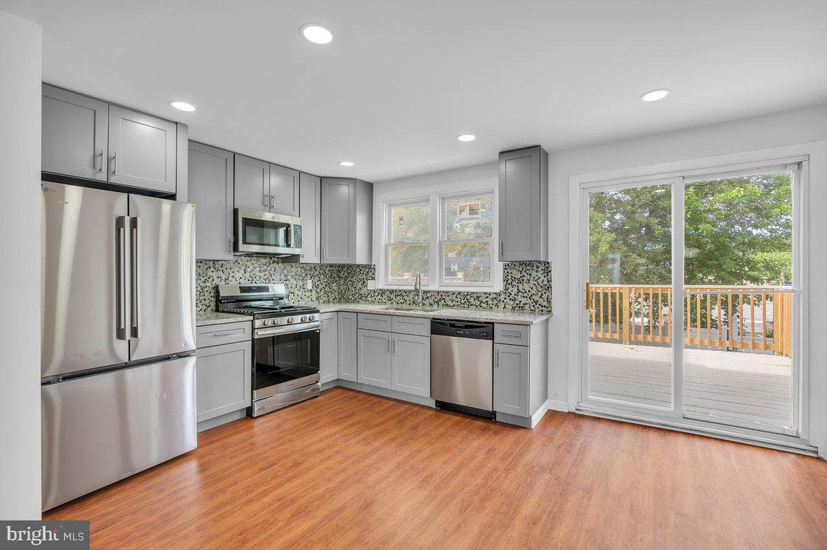 3204 Birch Road photo 8