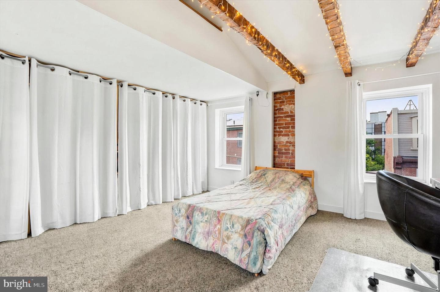 1005 N Lawrence Street photo 20