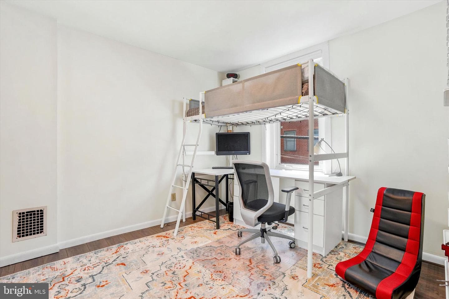 1005 N Lawrence Street photo 28