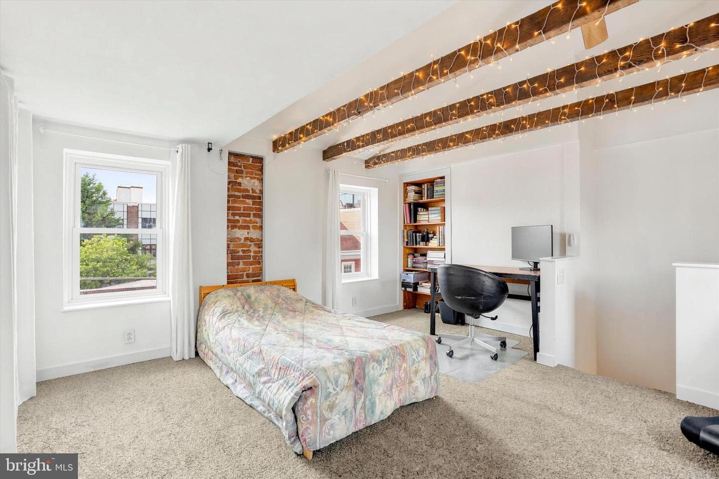 1005 N Lawrence Street photo 33