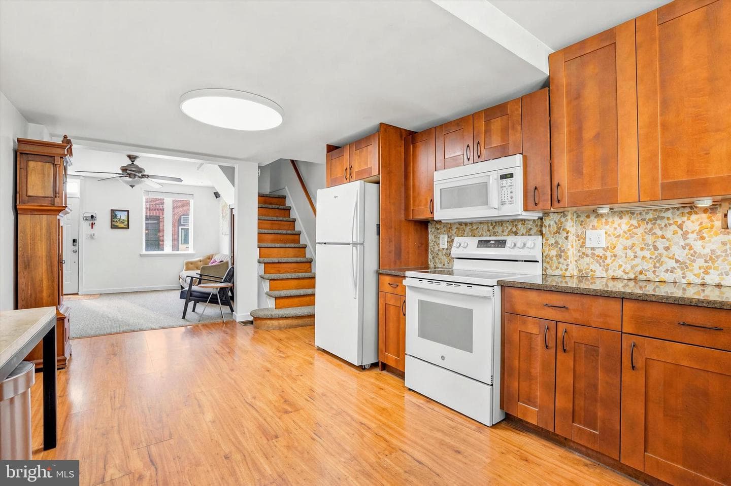 1005 N Lawrence Street photo 9