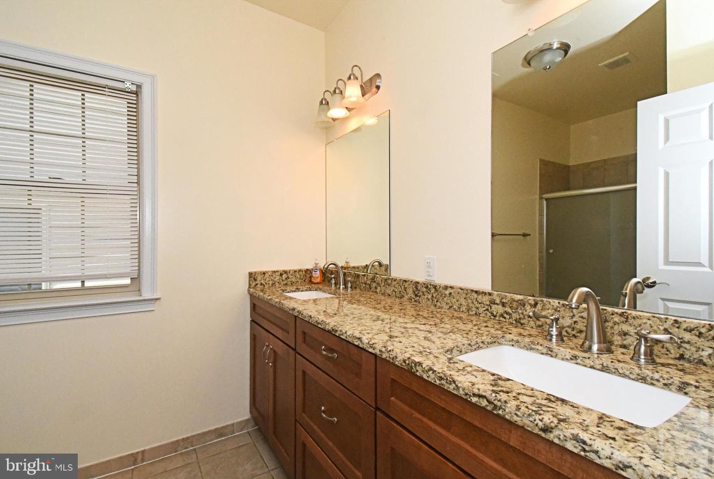 13113 Worthington Road photo 39
