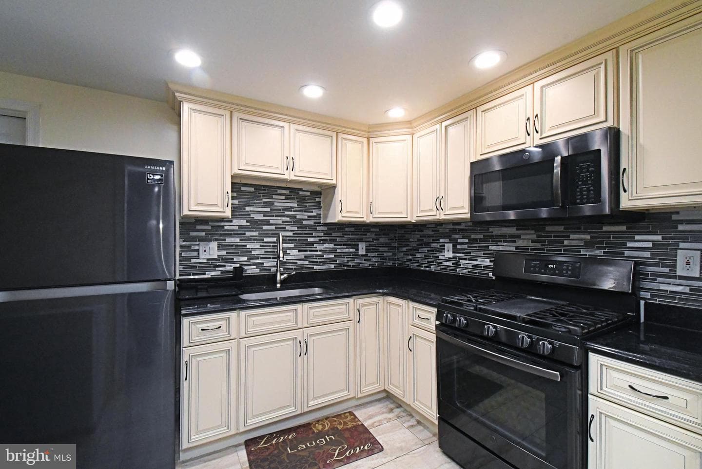 13113 Worthington Road photo 50