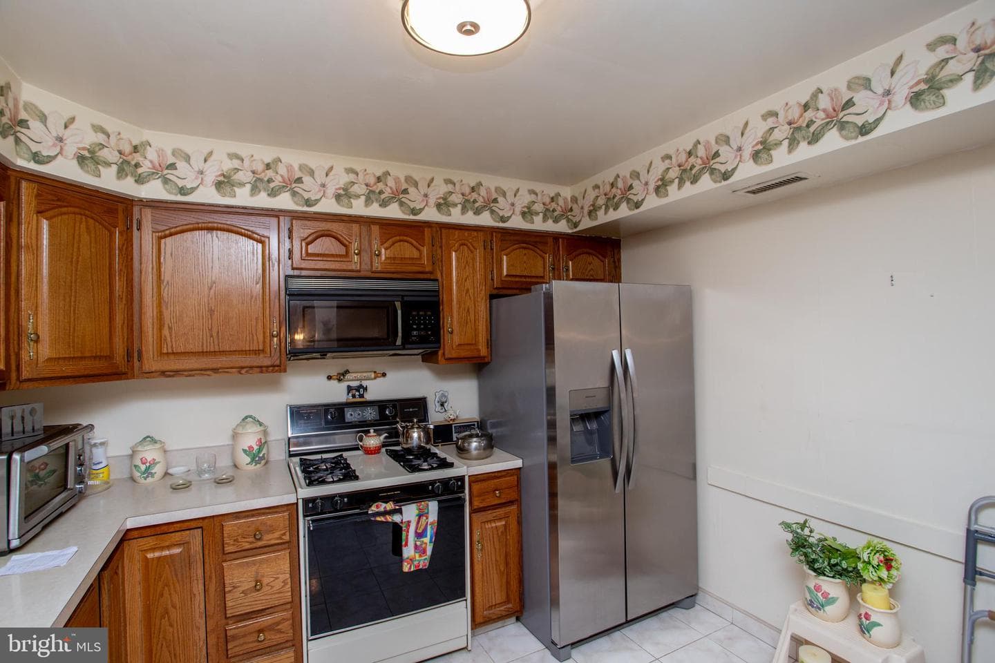 73305 Delaire Landing Road #305 photo 10