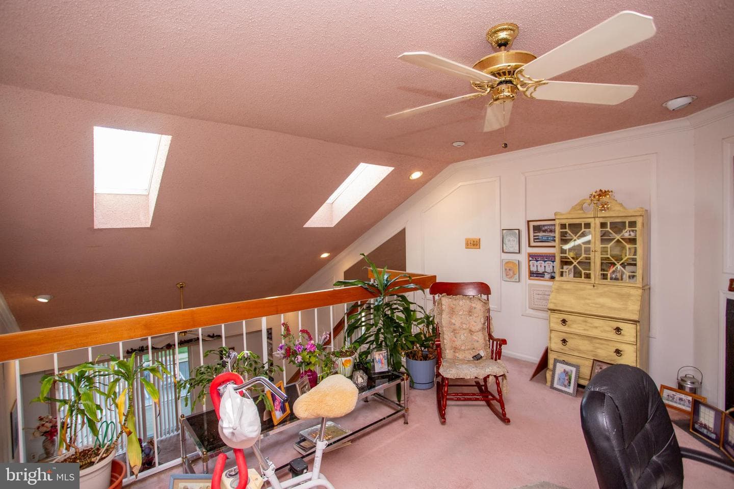 73305 Delaire Landing Road #305 photo 14