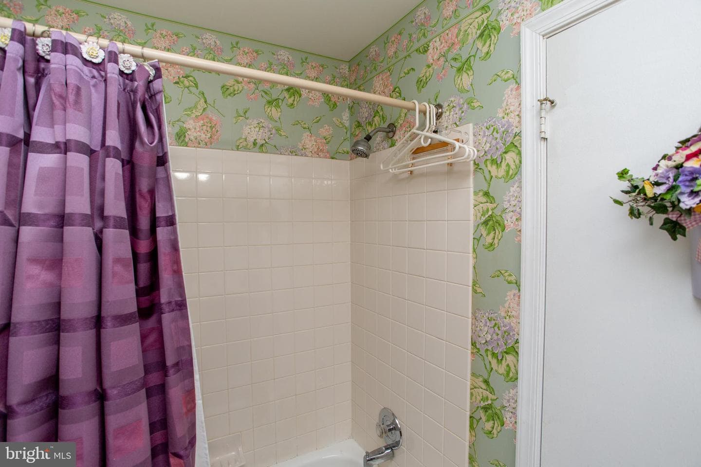 73305 Delaire Landing Road #305 photo 28