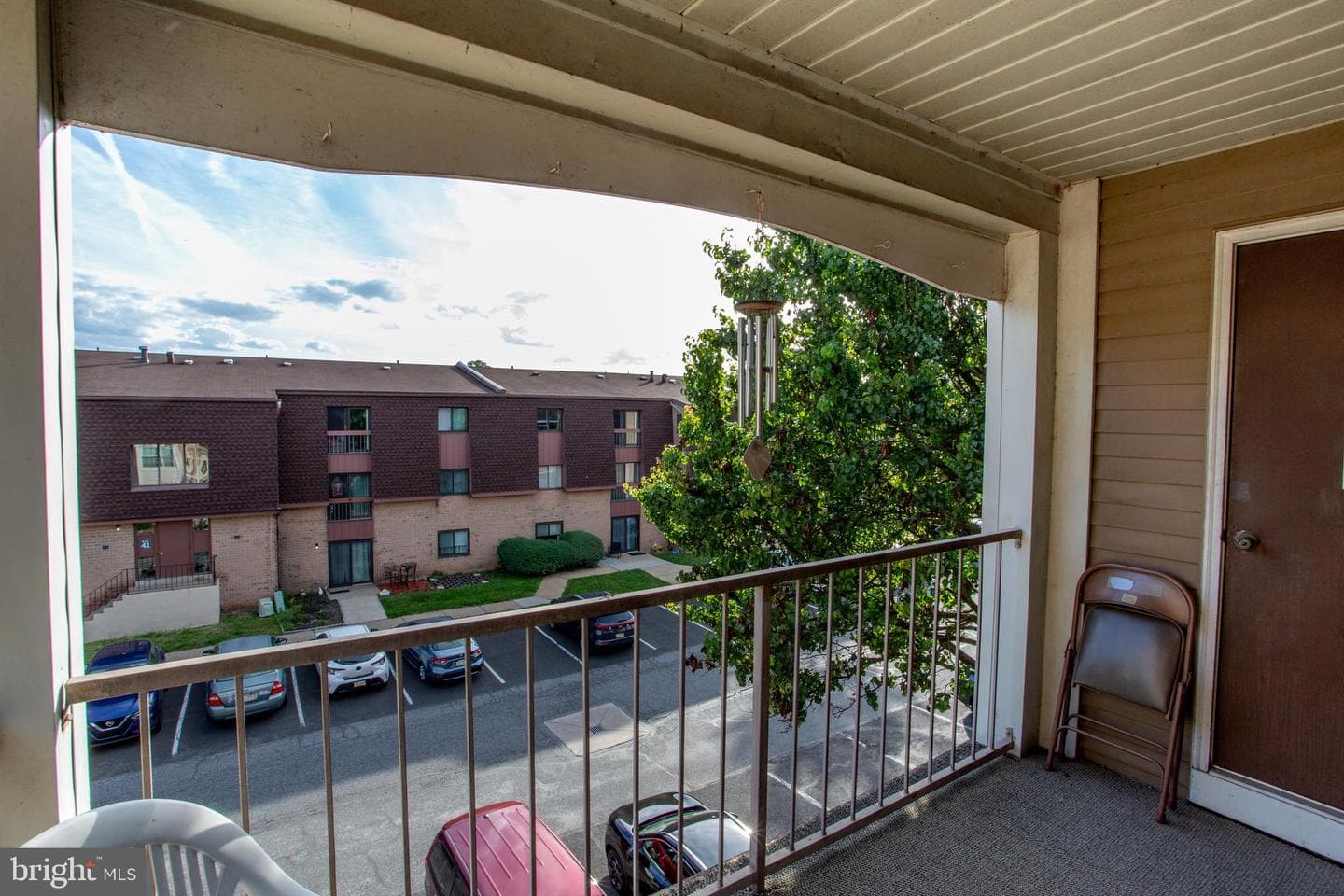 73305 Delaire Landing Road #305 photo 30