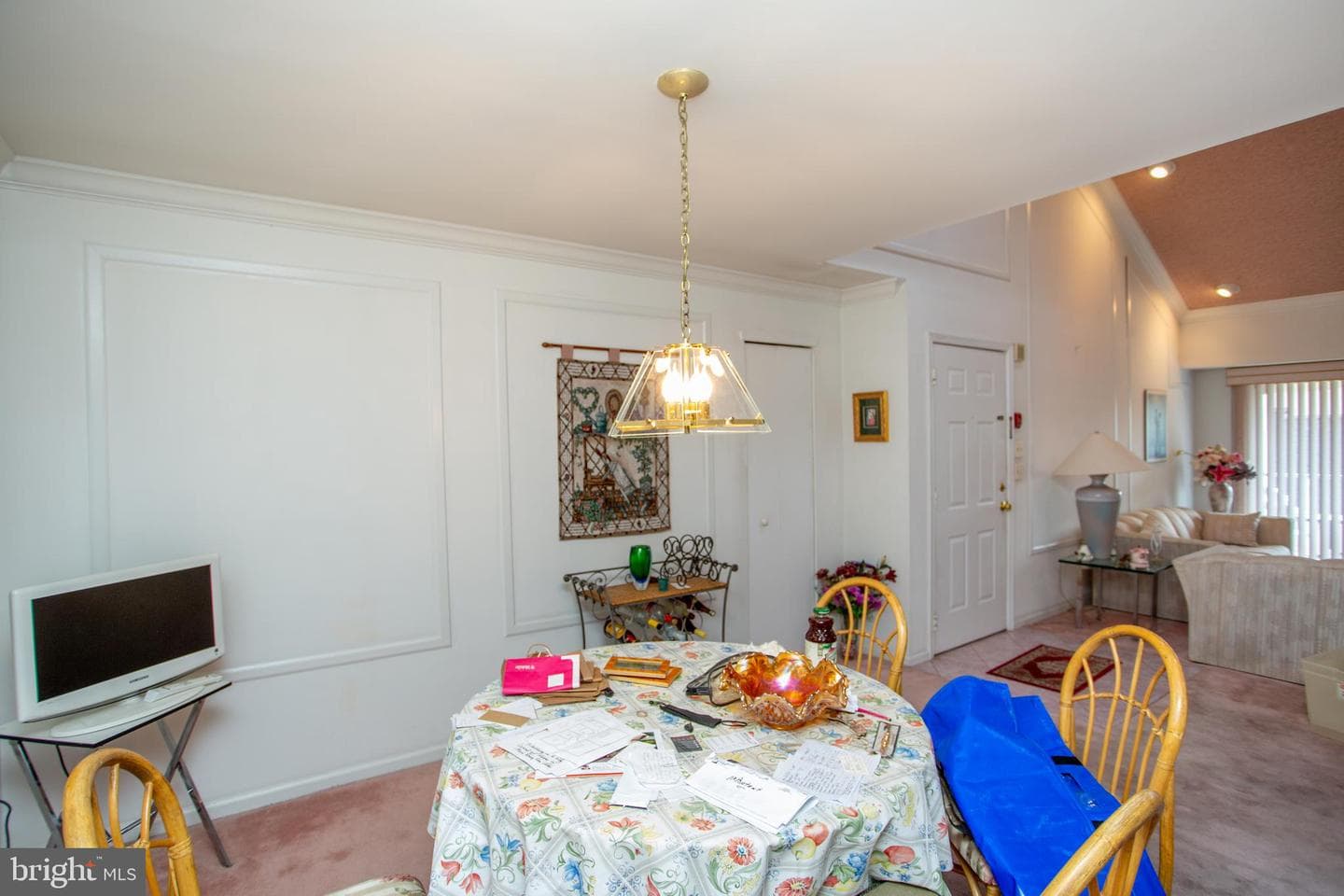73305 Delaire Landing Road #305 photo 9