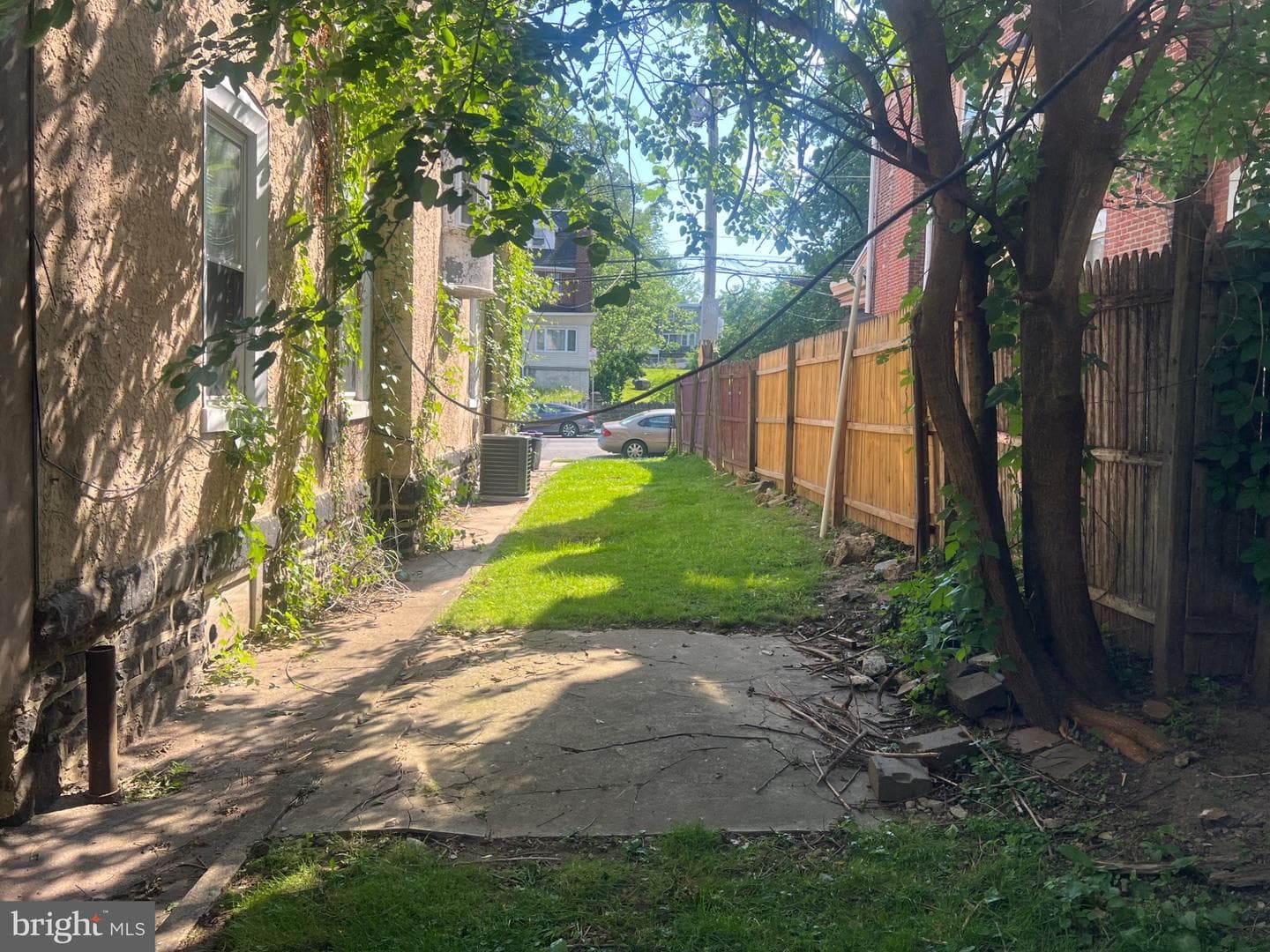 4623 Pulaski photo 3
