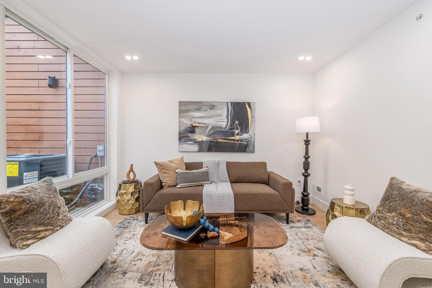 217 Tasker Street photo 23