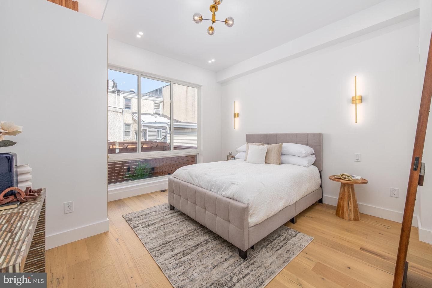 217 Tasker Street photo 35