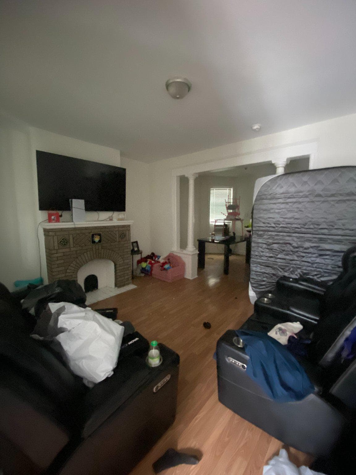 2111 S Shields photo 5