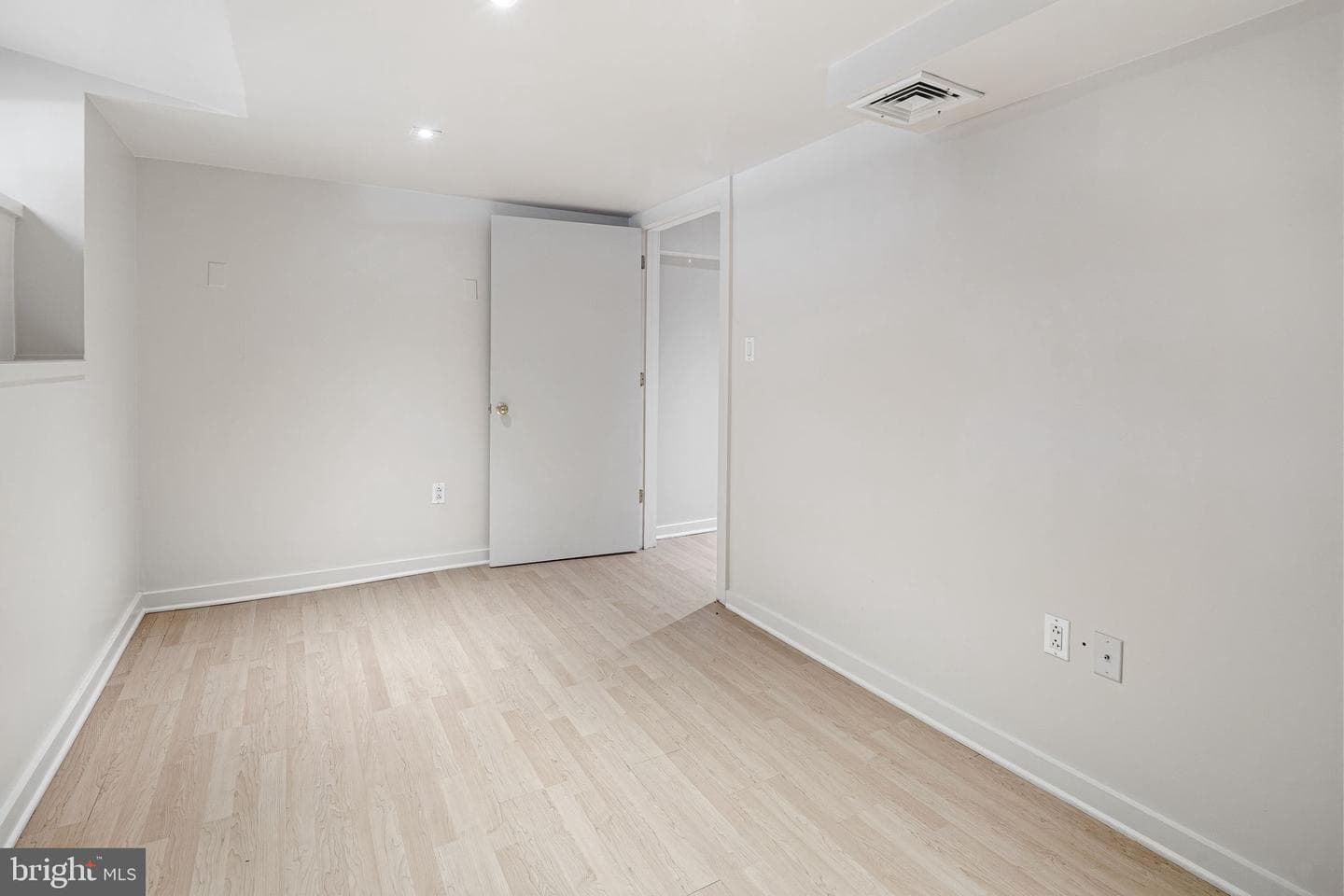 113 Pine Street photo 41