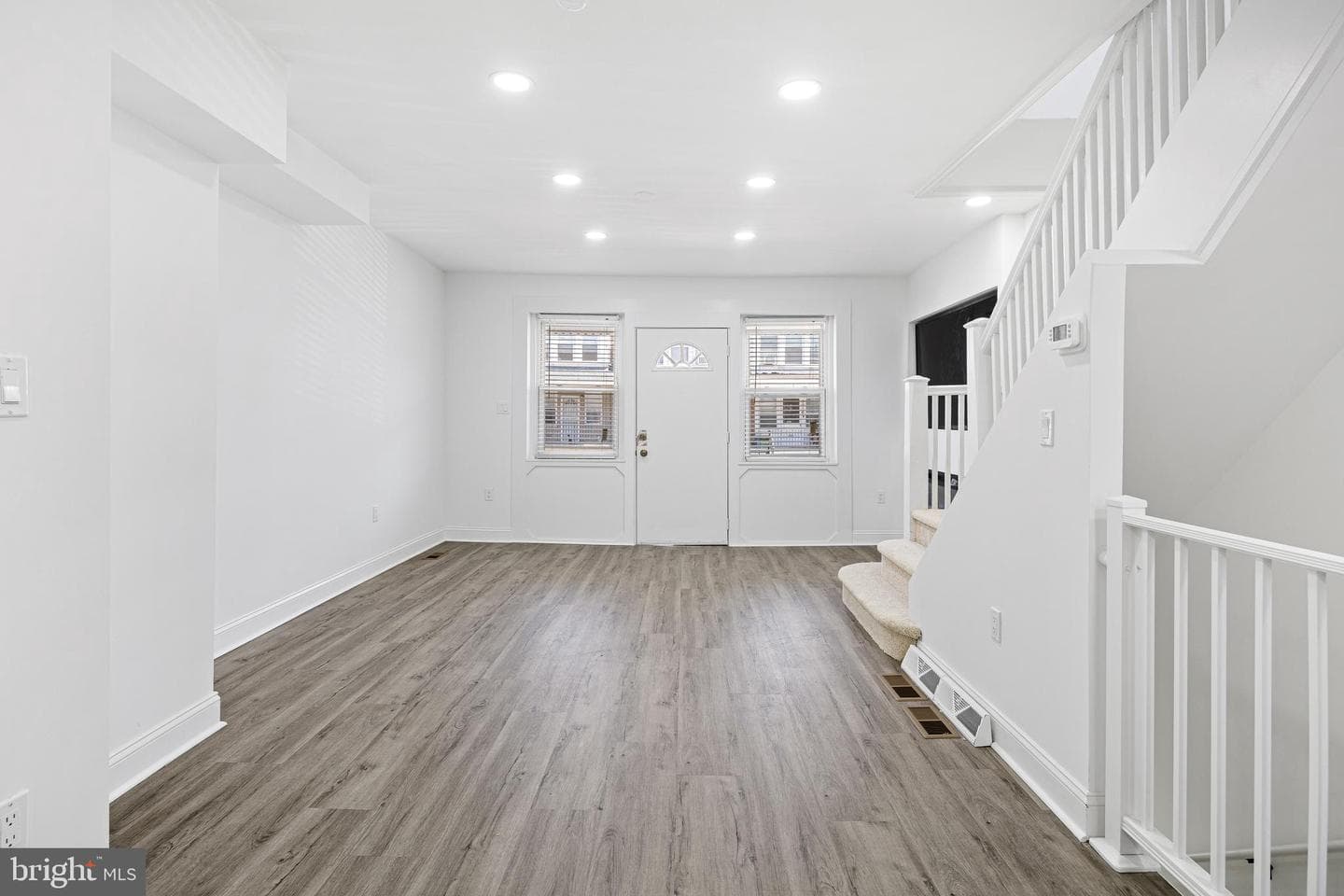 5615 Ridgewood Street photo 3