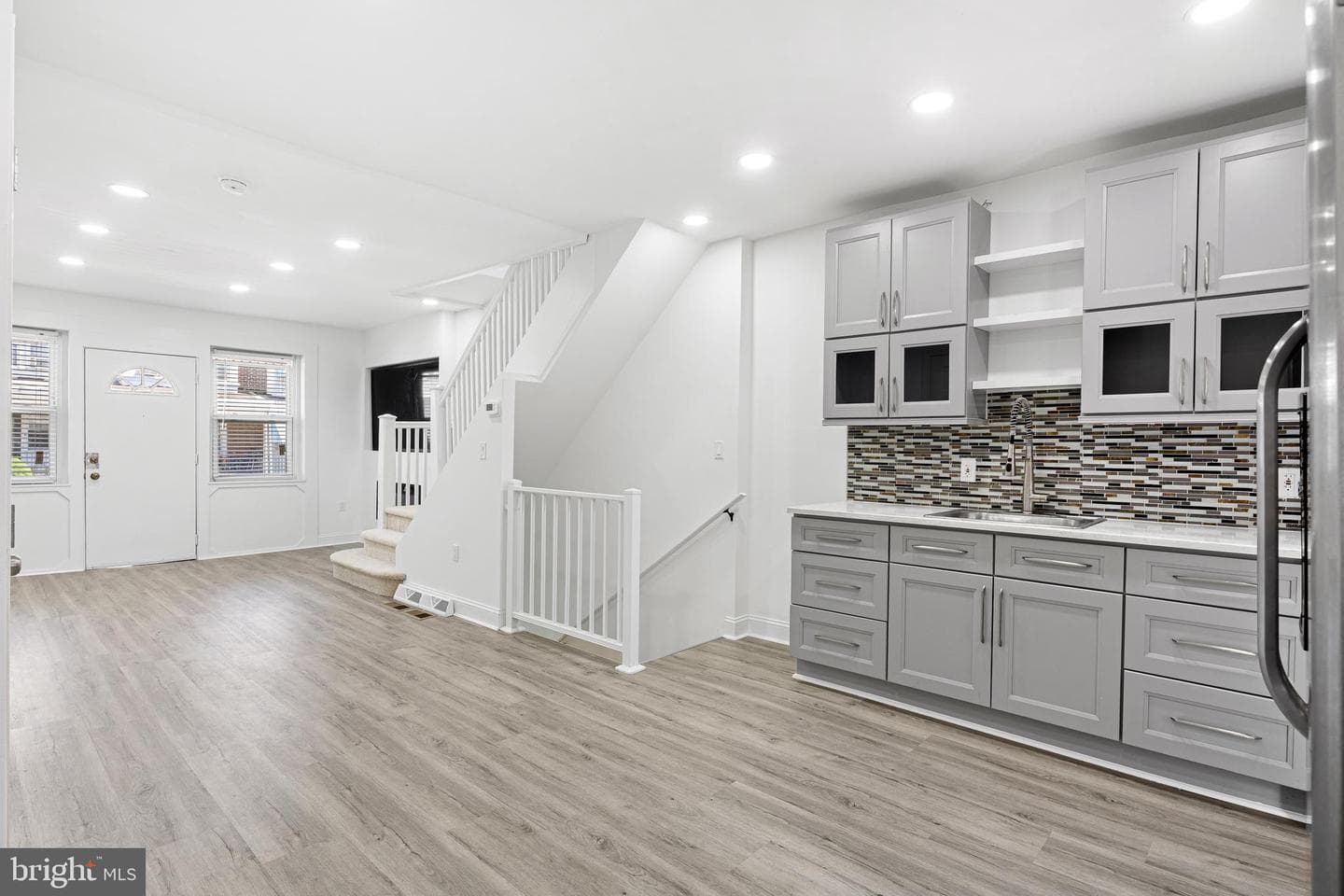 5615 Ridgewood Street photo 7
