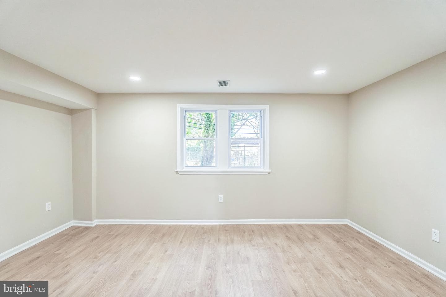 5734 Harbison Avenue photo 21