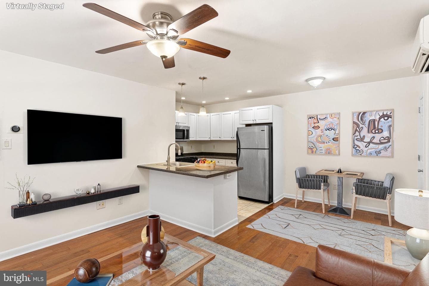 2531 Lombard Street #1s photo 4