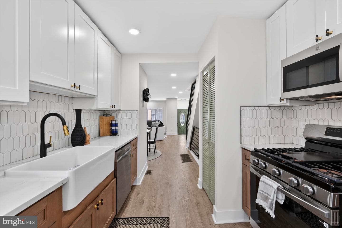 2536 S Philip Street photo 13