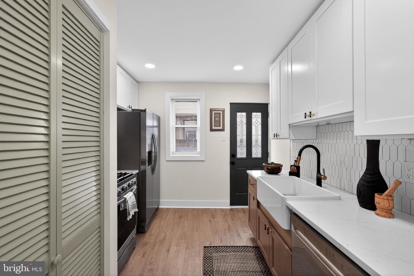 2536 S Philip Street photo 14