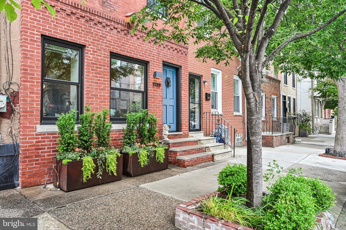 1719 Christian Street, Philadelphia