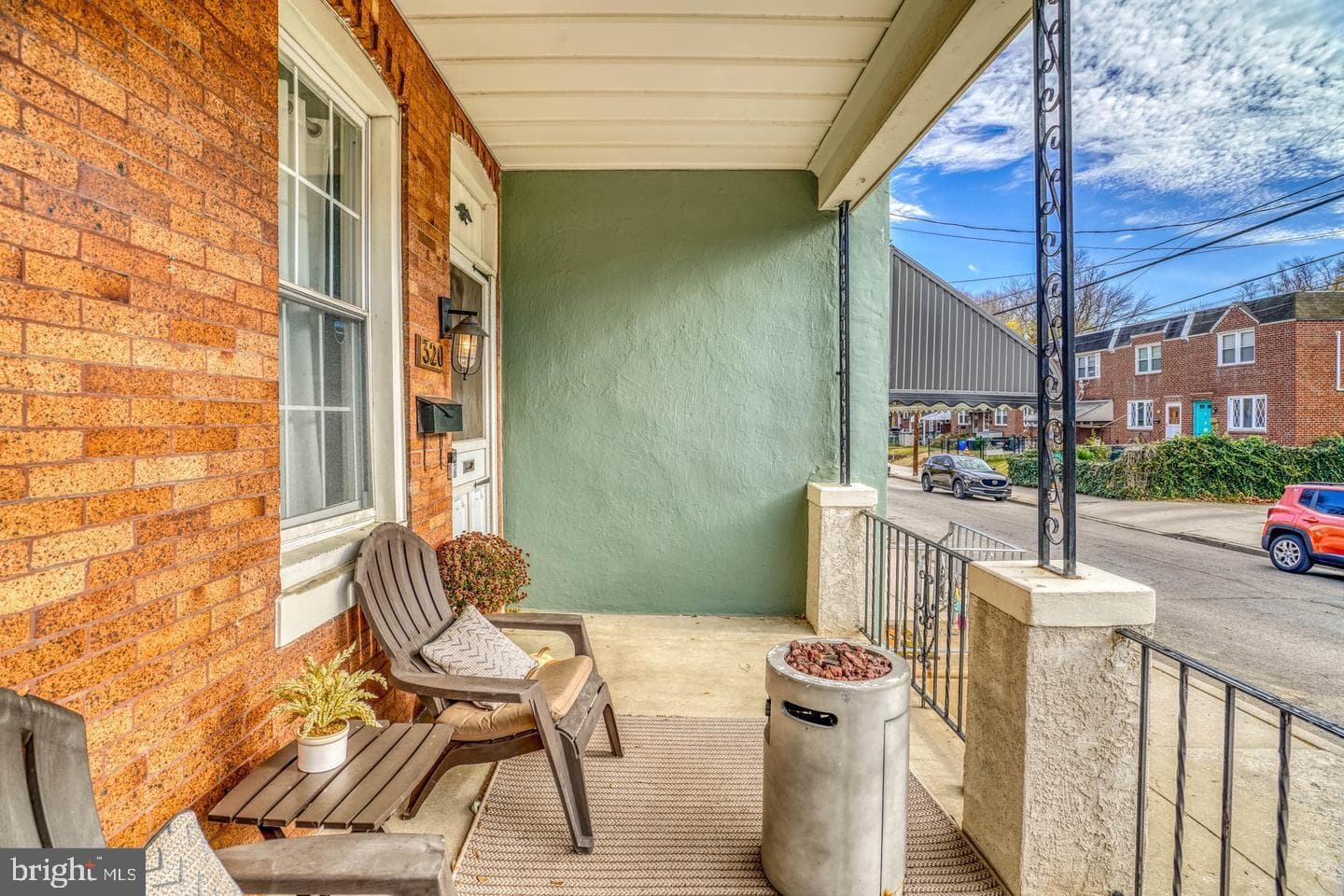 320 Hermitage Street photo 3