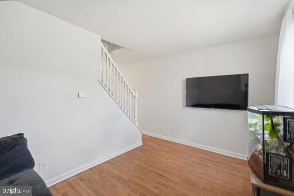 146 Melvale Street photo 3