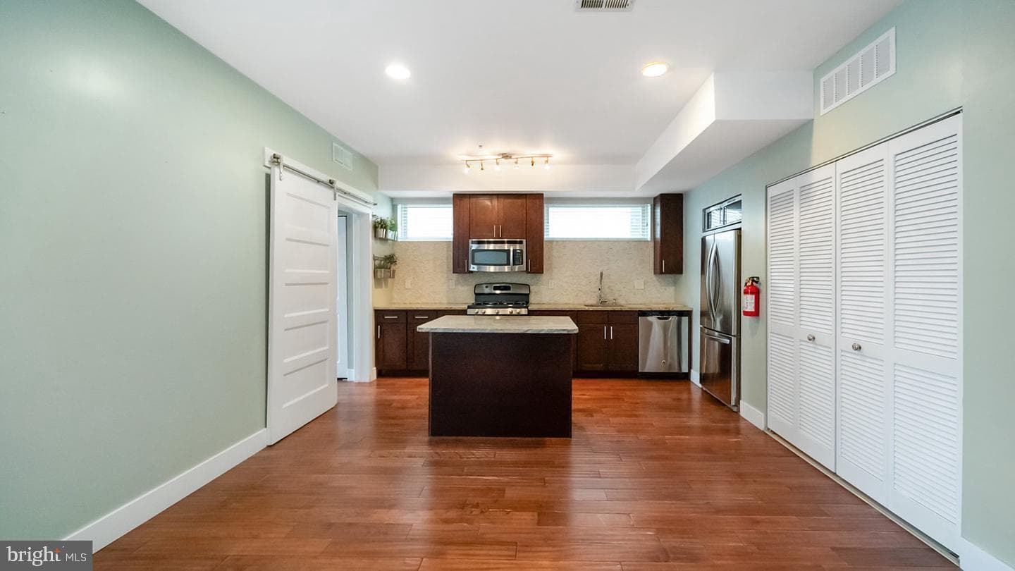 906 N 16th Street #3r photo 10