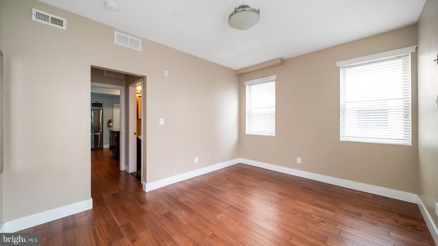 906 N 16th Street #3r photo 13