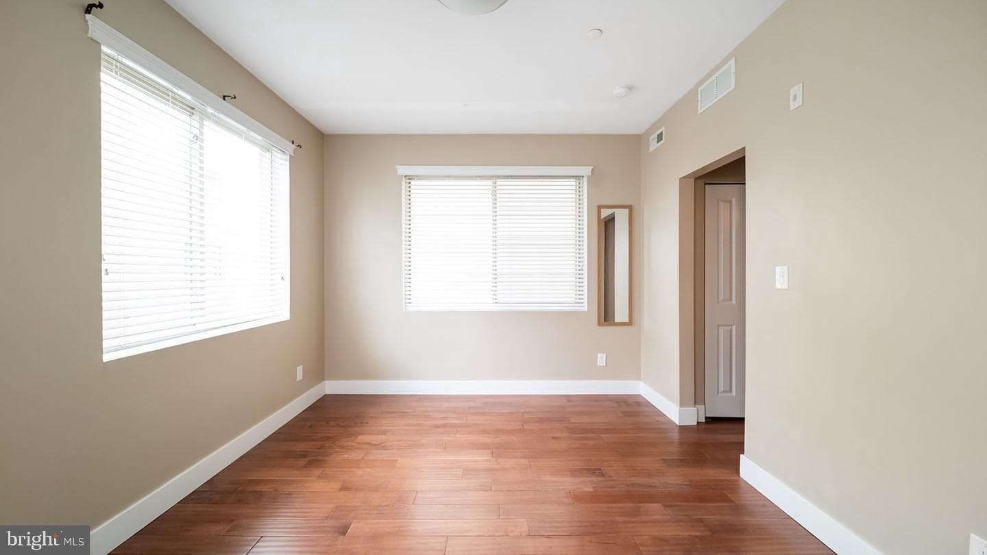 906 N 16th Street #3r photo 14