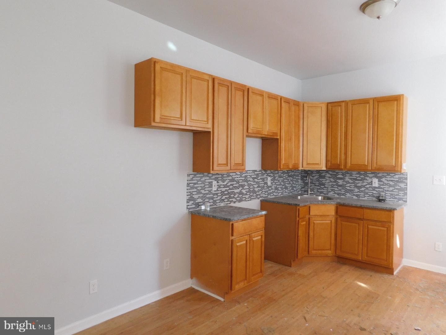 2437 N 19th Street, Philadelphia