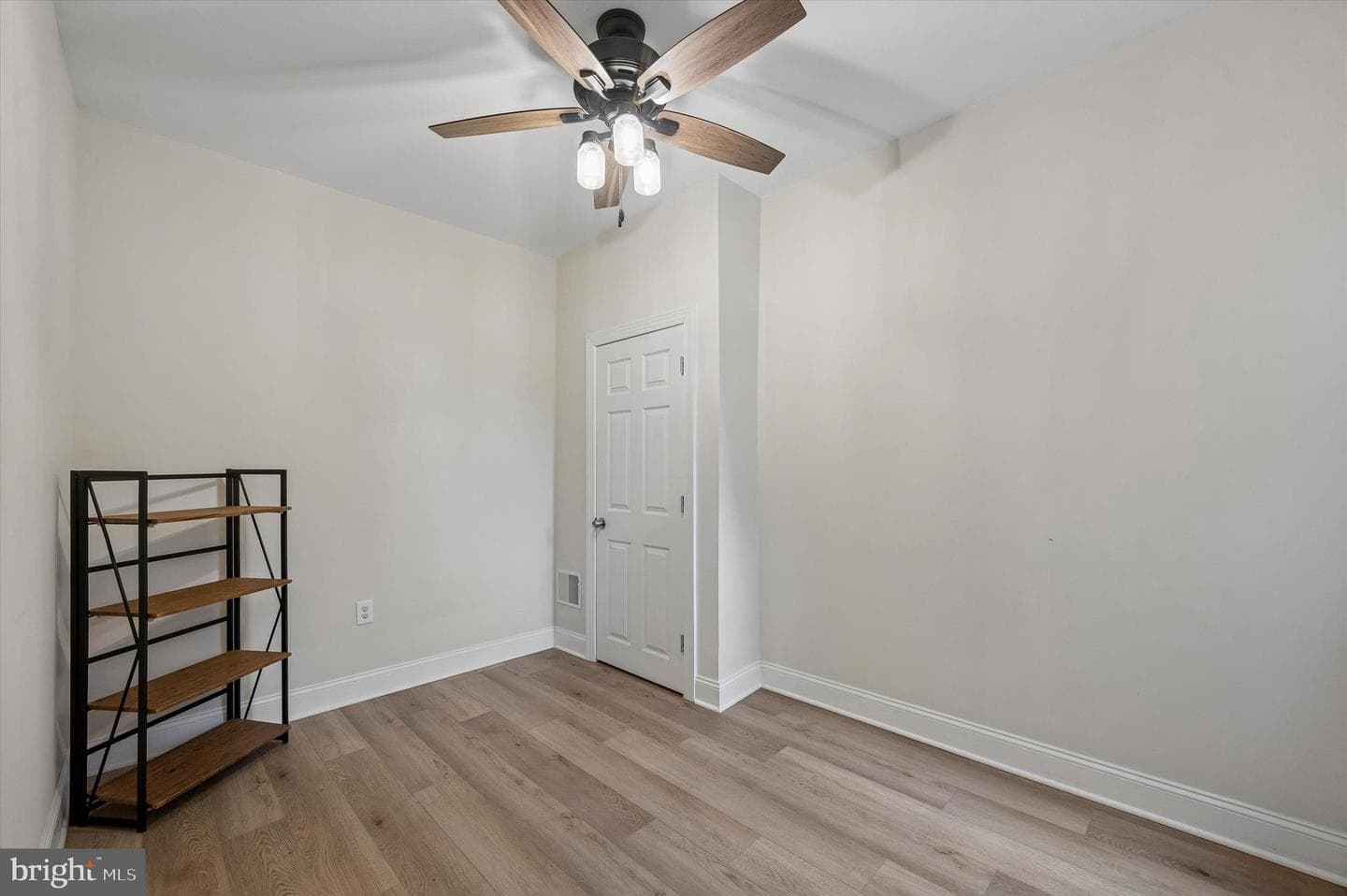 5512 Master Street photo 11