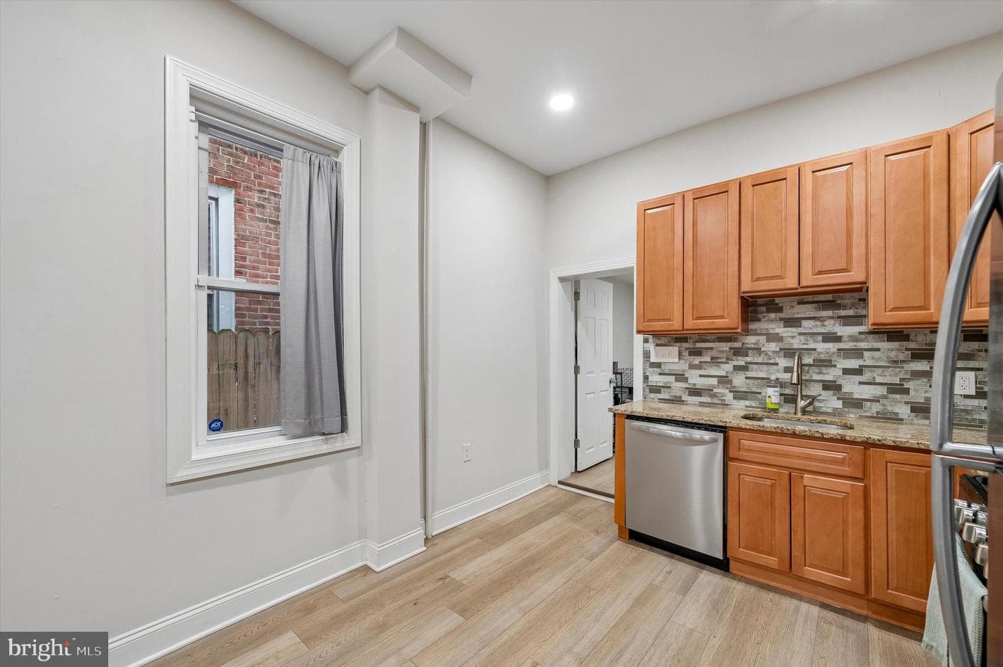 5512 Master Street photo 16