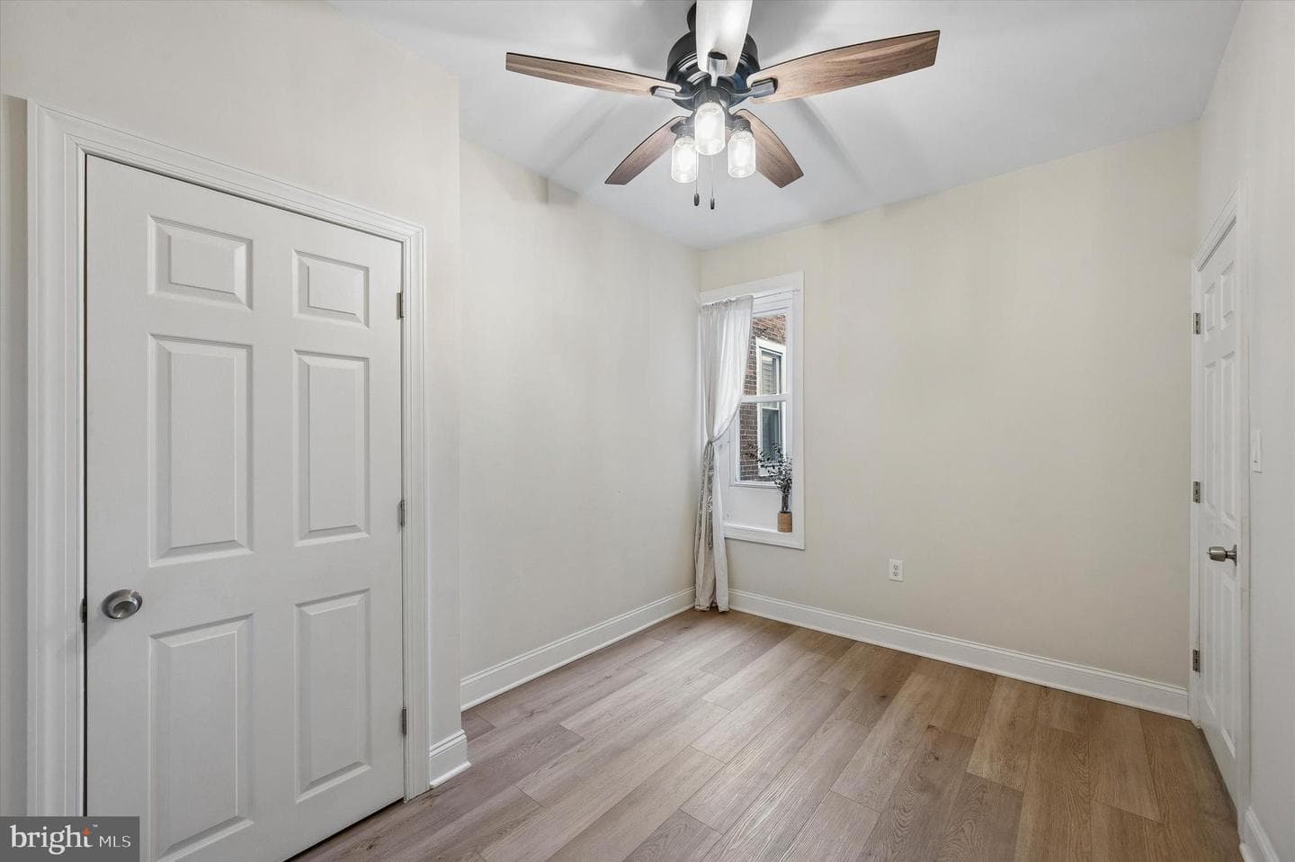 5512 Master Street photo 18