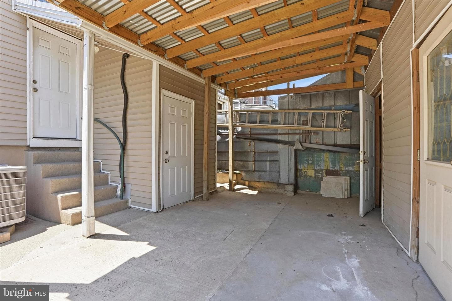 269 W Wingohocking Street photo 14