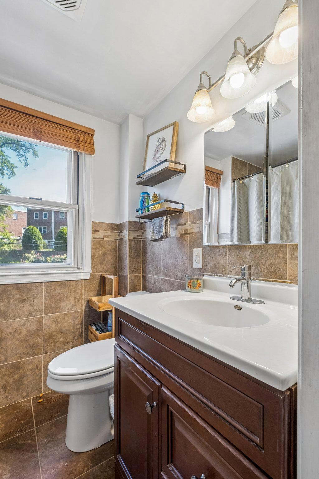 725 Hill Road photo 20