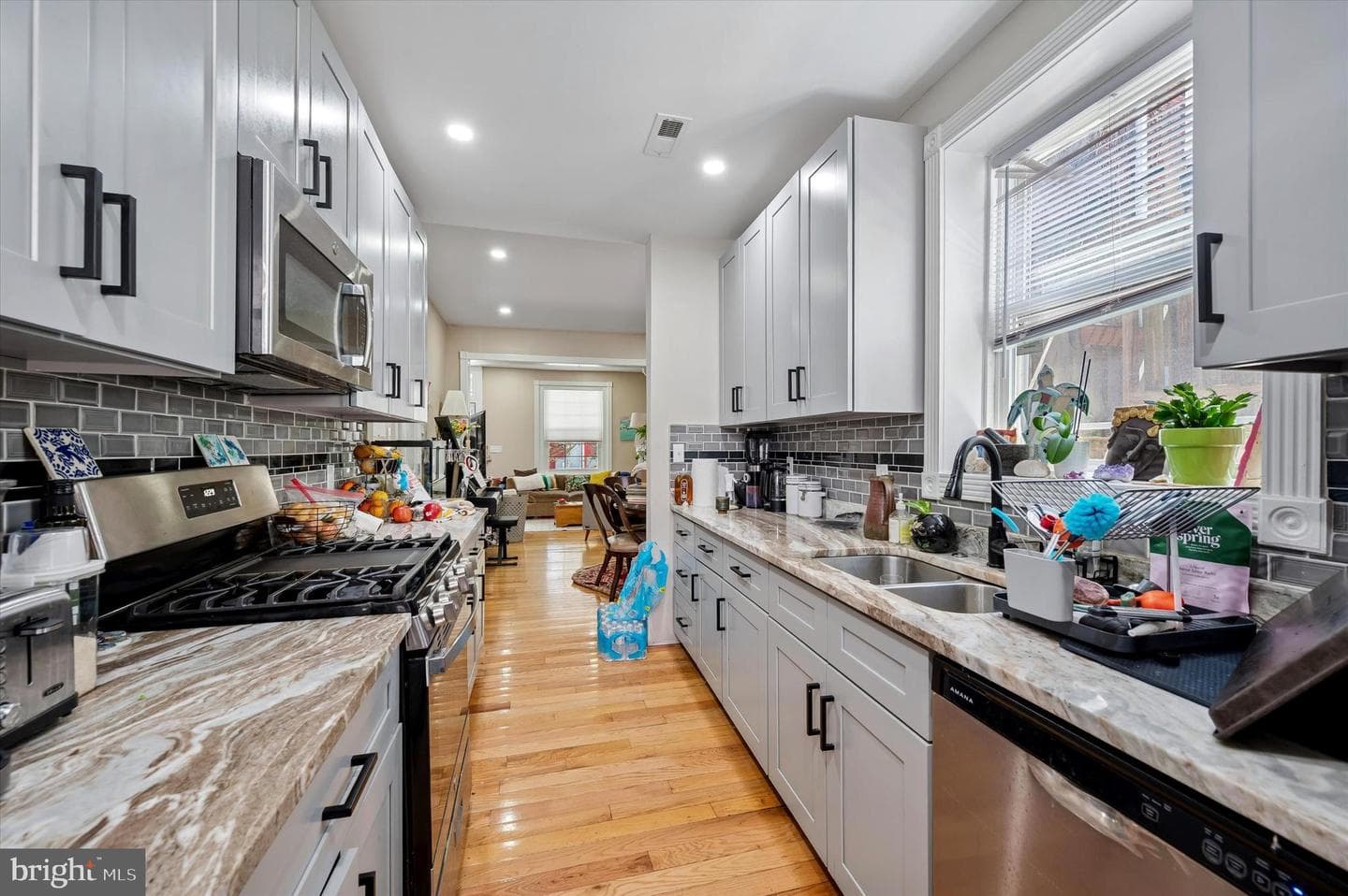 463 W Earlham Terrace photo 7