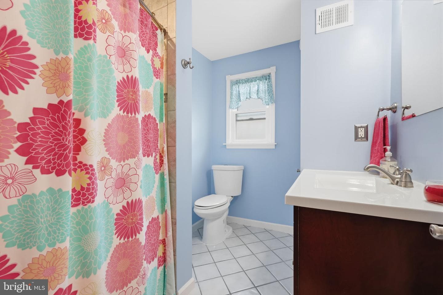 2742 Mower Street photo 13