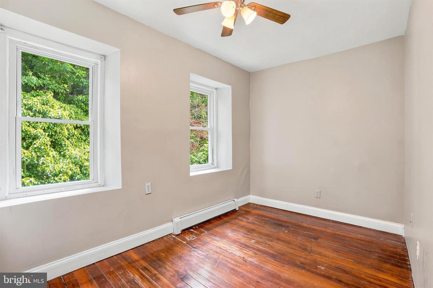 4441 Silverwood Street photo 10
